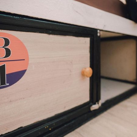 Liberta Hostel Бангкок Екстер'єр фото